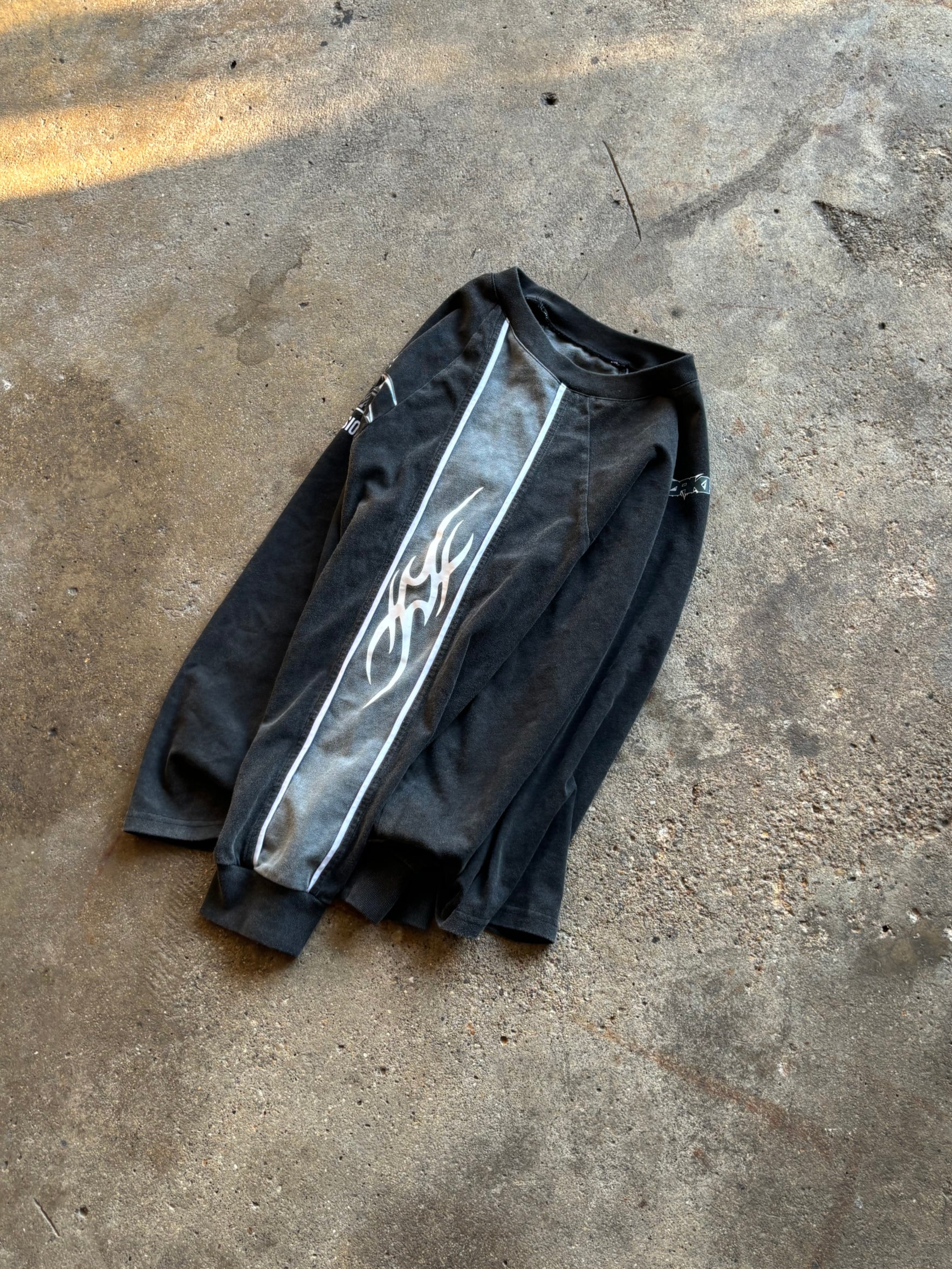 "SIGIL" LONG SLEEVE image 2