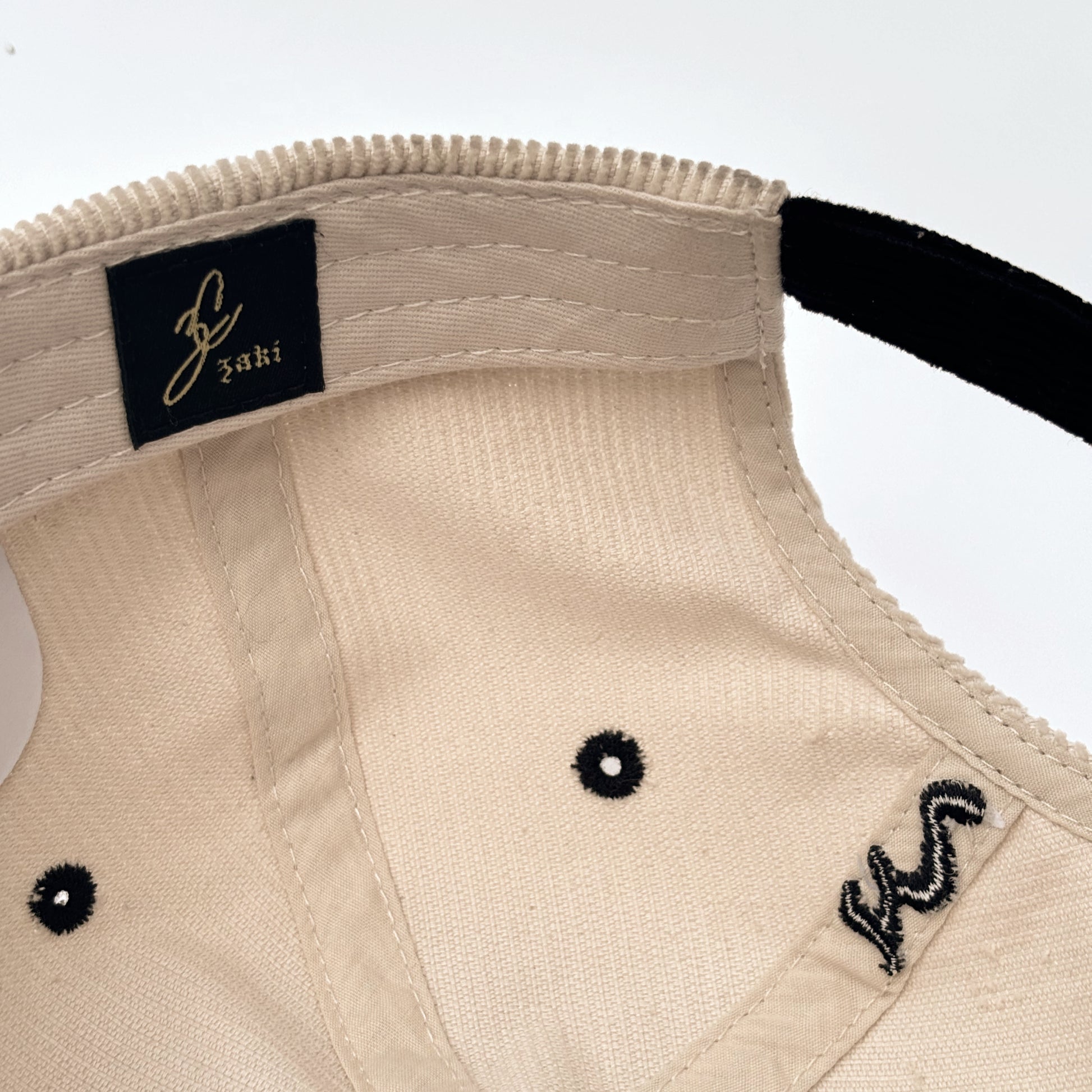 "SIGIL" CORDUROY HAT image 4