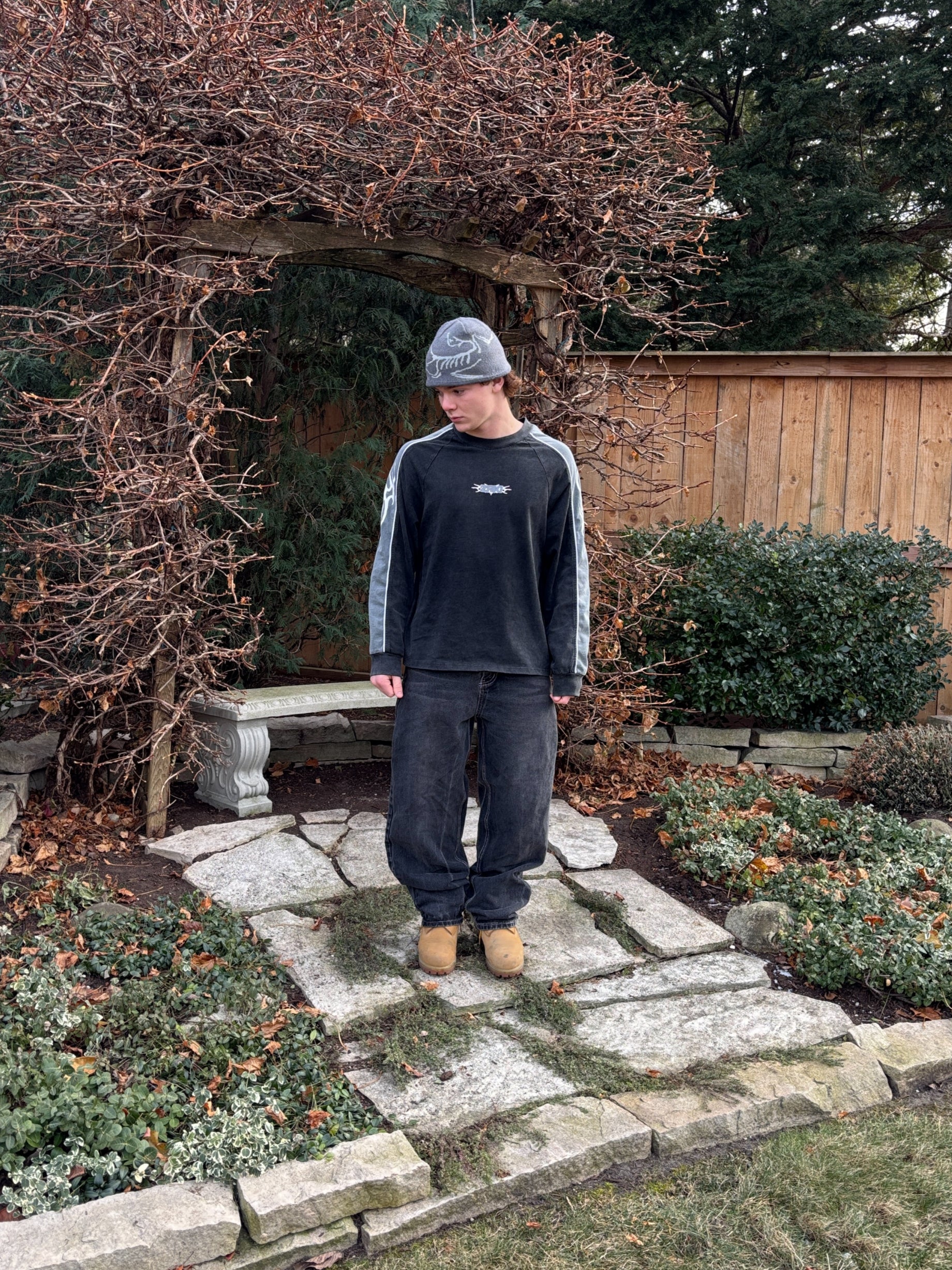 "SIGIL" LONG SLEEVE image 6